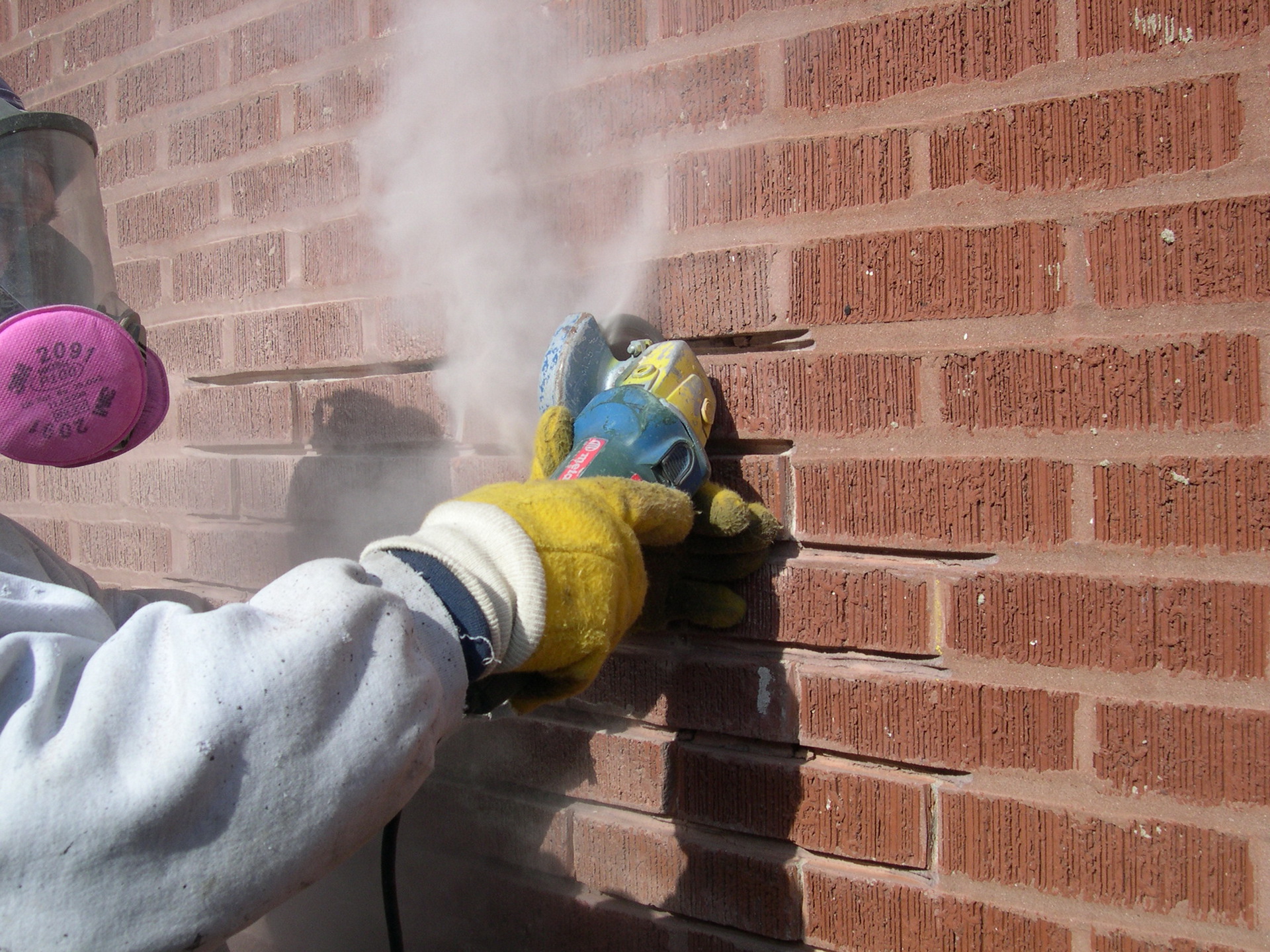 Tuckpointing - Central Building & Preservation L.P.