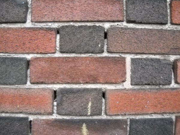 When applied at near-freezing or freezing temperatures, mortar will not set properly which will ultimately lead to masonry deterioration.
